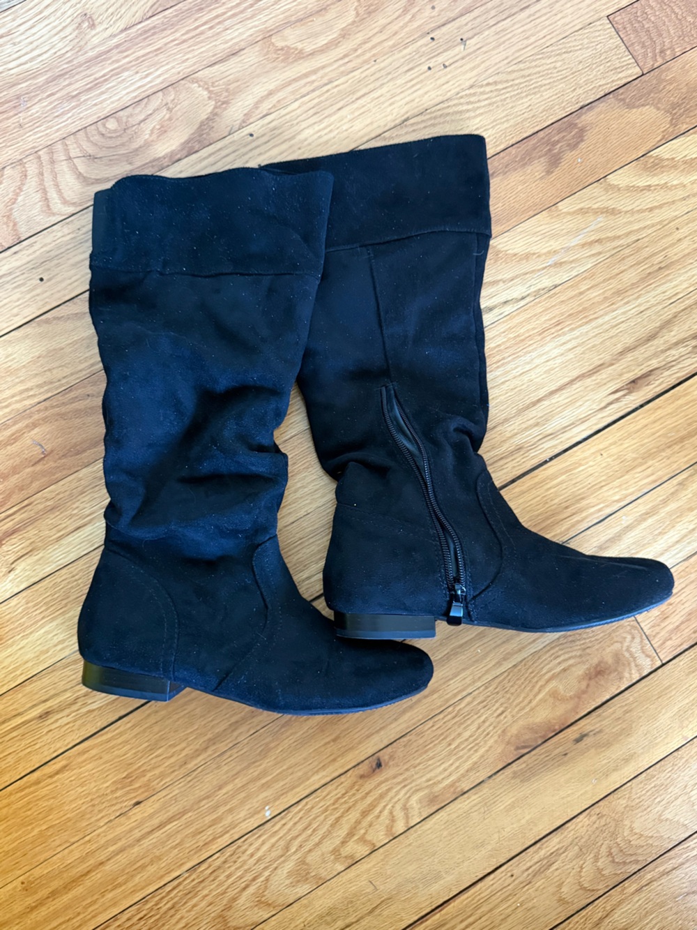 Dream Pairs Black Side Zip Boots